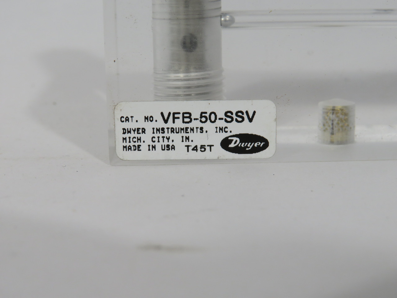 Dwyer VFB-50-SSV Acrylic Flowmeter 0.3-3 SCFH Air 4" Scale 1/8" NPT USED
