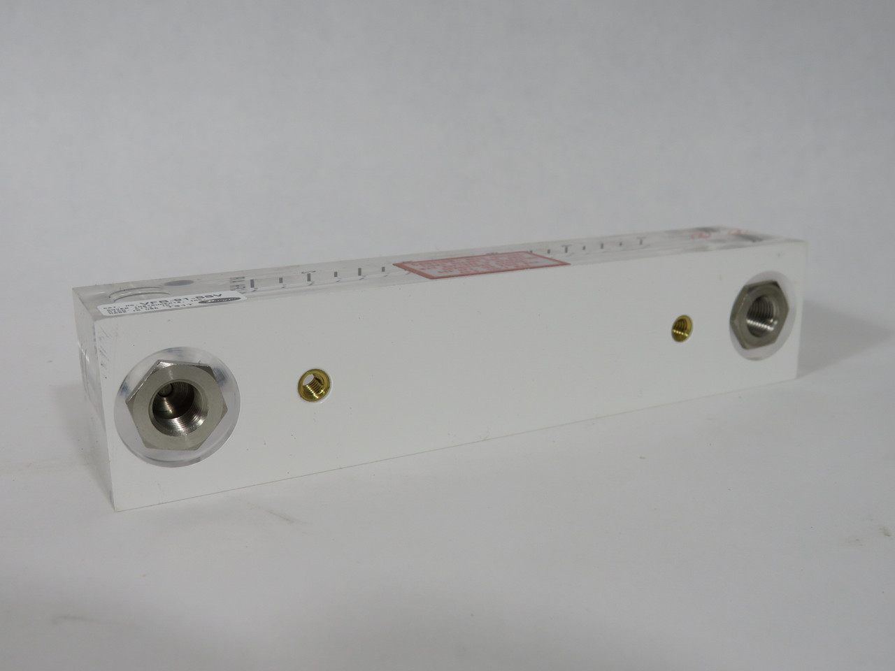 Dwyer VFB-91-SSV Acrylic Flowmeter 1-10 SCFH Air 4" Scale SHELF WEAR NEW