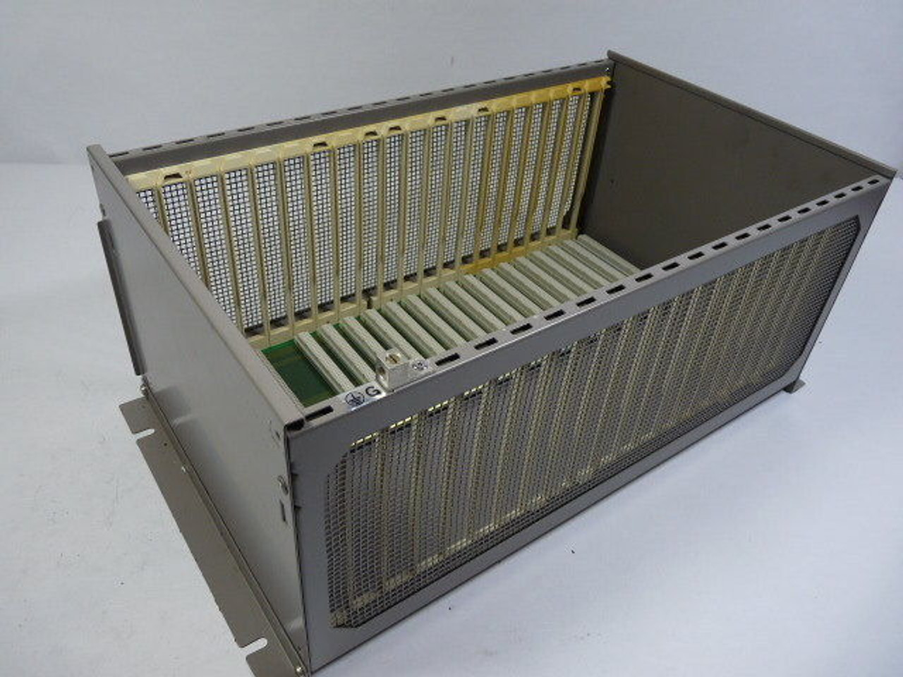 Siemens 505-6516 Mounting Rack 16 Slot USED