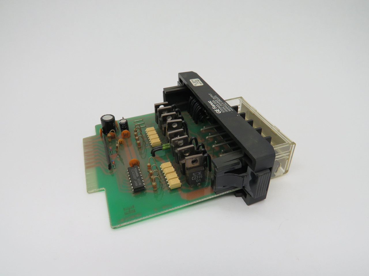Fanuc IC610MDL155A Output Module 8 Point USED
