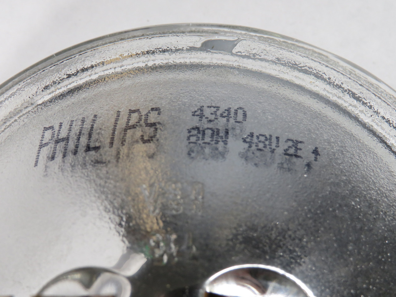 Philips 4340 Sealed Beam Lamp 48V BOX DAMAGE NEW