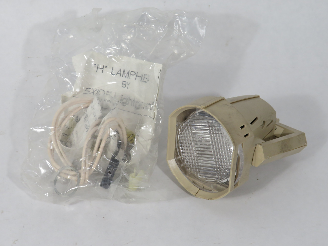 Exide H126T Lightguard Lamp Kit 6V 12W SHELF WEAR NEW