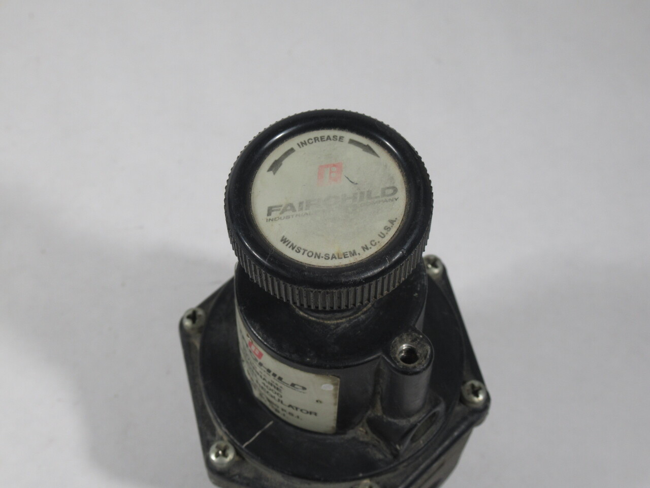 Fairchild Model 4000 Precision Regulator 1/4" NPT 250 psi 60 psi USED