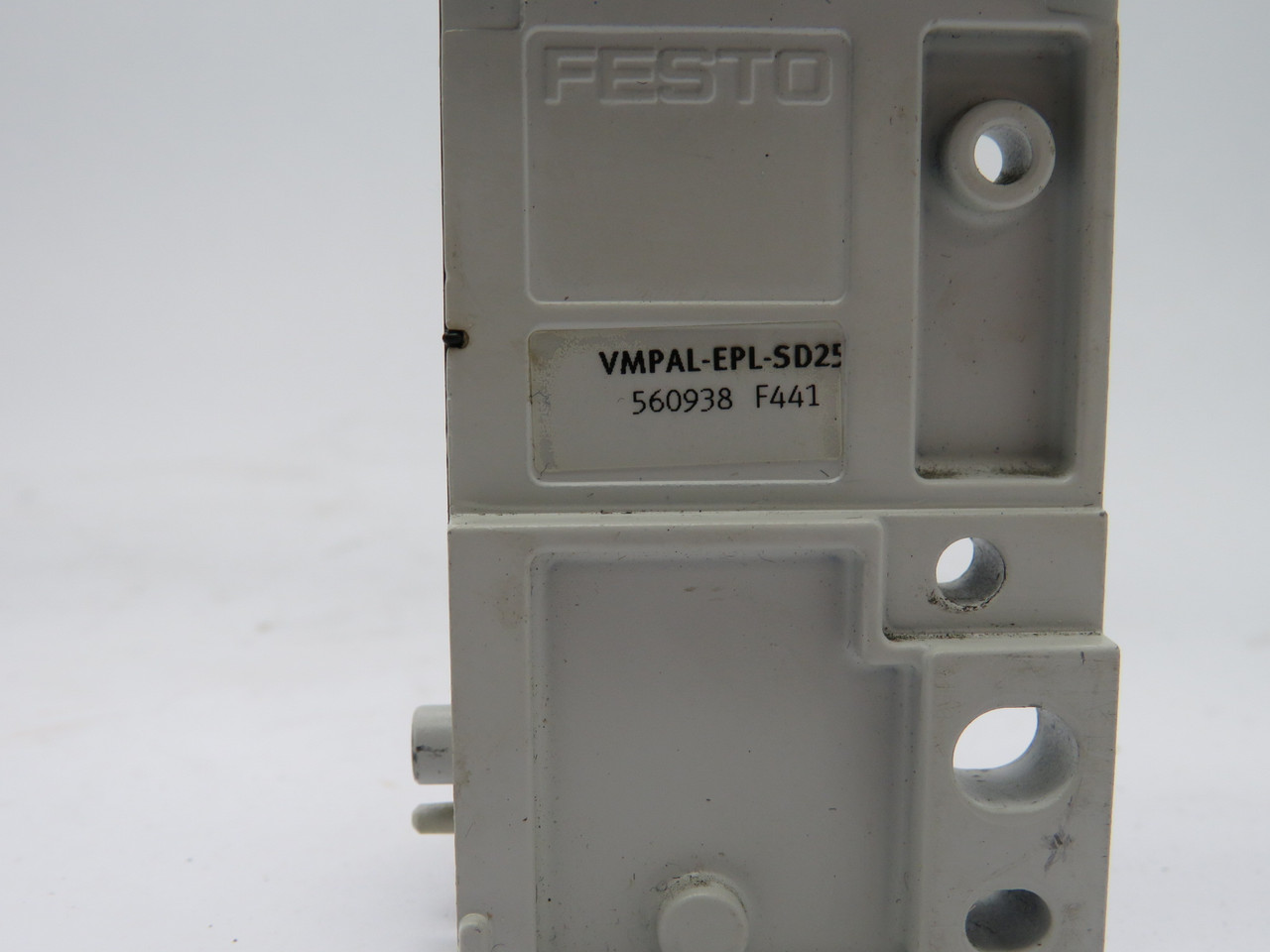 Festo 560938 VMPAL-EPL-SD25 Old Style End Plate w/Connector USED
