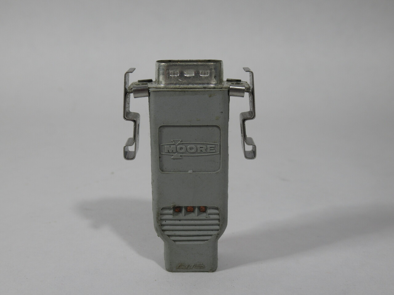 Moore 16137-16  Termination Plug NO LABEL USED