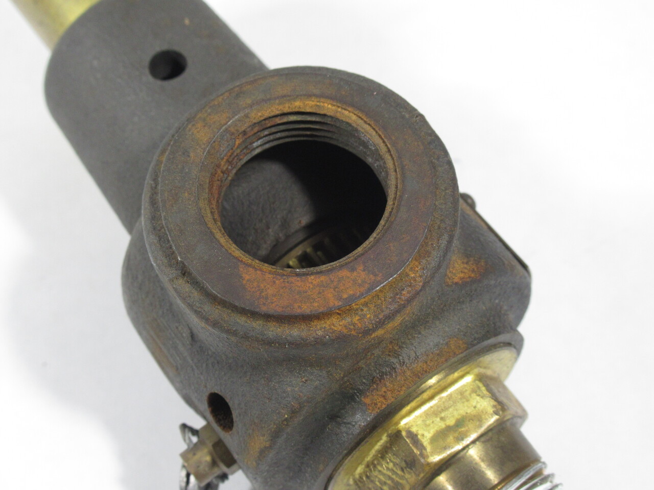 Dresser 1543D Consolidated Safety Valve 1/2" NPT 70 psi MINOR RUST USED