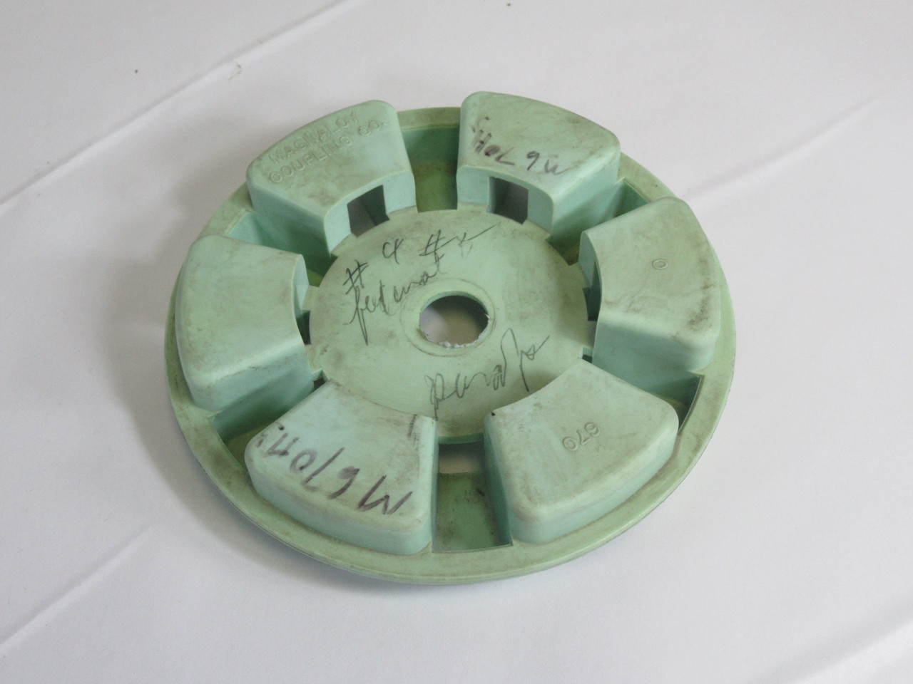 Magnaloy M670H5 Hytrel Flexible Coupling Insert 5.96" OD 2.8" ID 1.14" W USED