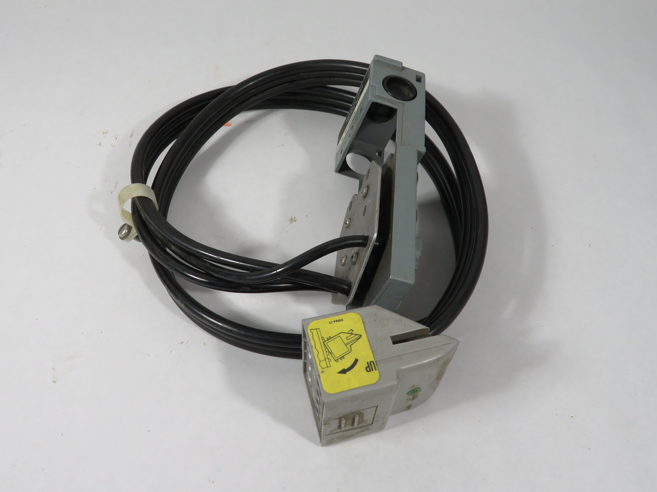 Taylor 1041FZ12100 Pneumatic Cable 50" Length MISSING BACK COVER PLATE USED