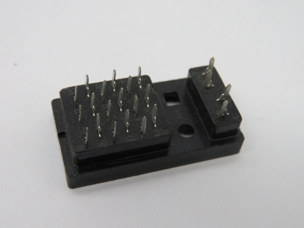 Potter & Brumfield 27E271 Relay Socket USED