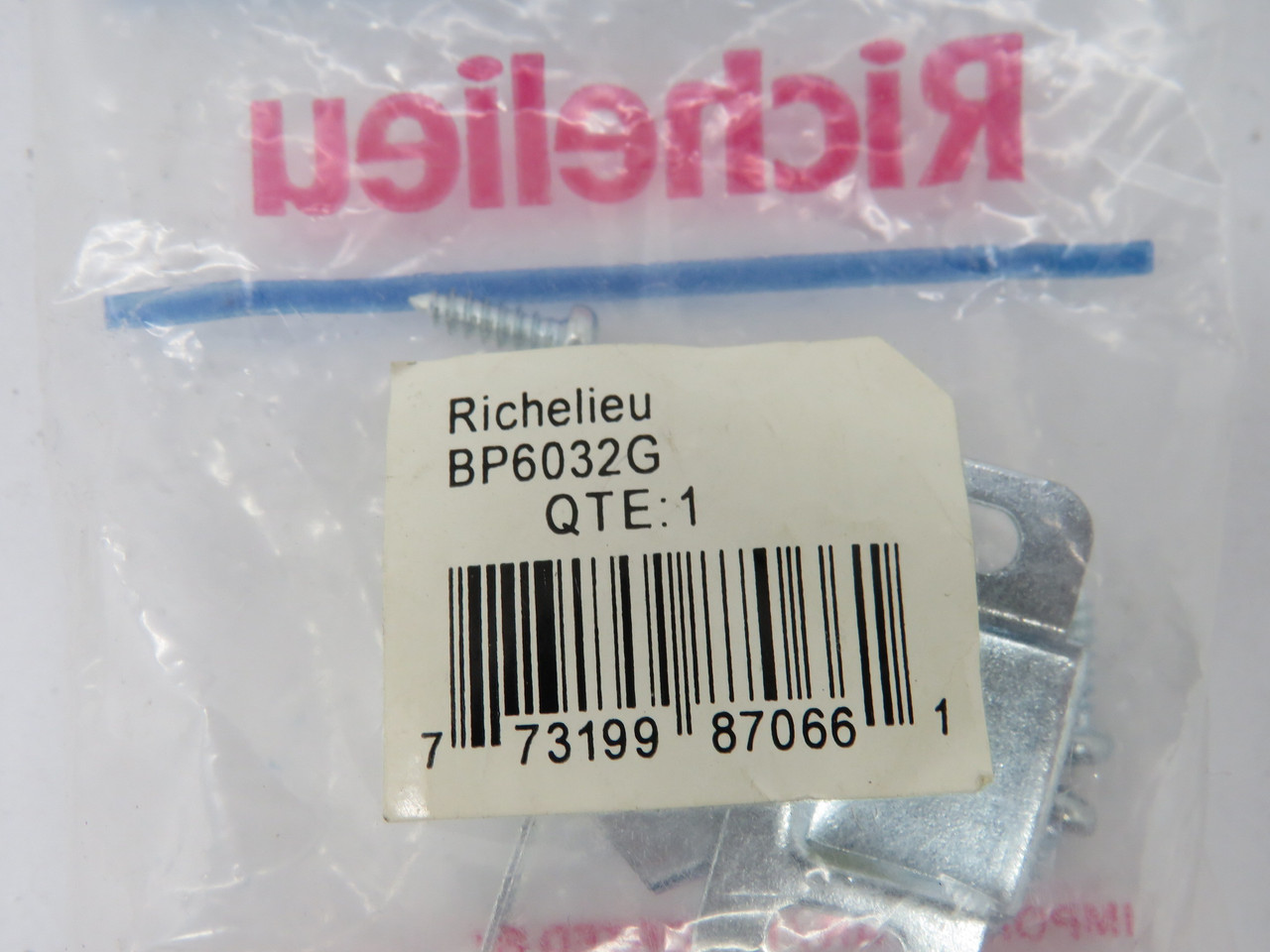 Richelieu BP6032G Double Roller Catch With Diamond Strike NWB