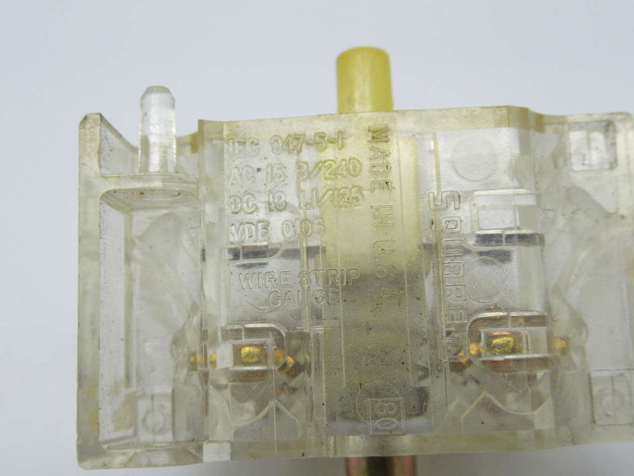 Square D 9001-KA1 Series J Contact Block 240V 3A 1NO 1NC *Missing Screws* USED