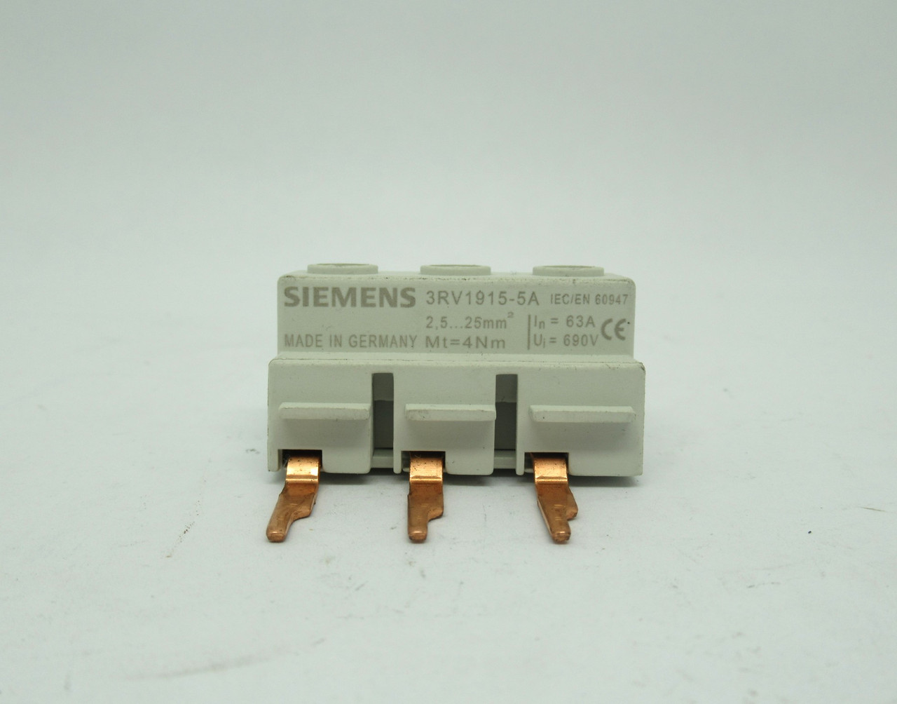 Siemens 3RV1915-5A 3-Pole Busbar 690V 63A 2.5-25mm USED