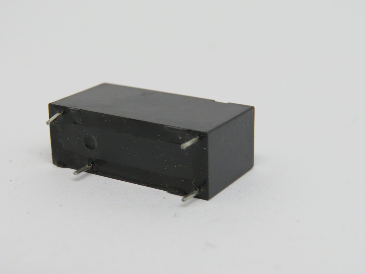 Omron G6RN-1A24VDC Relay 24VDC 8A 250V 4-Pin USED