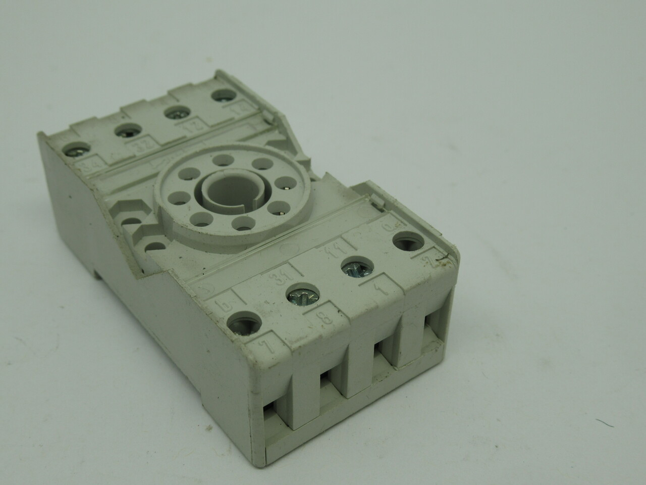 Relpol PZ-8 Relay Socket 10A 250VAC 8 Pin USED