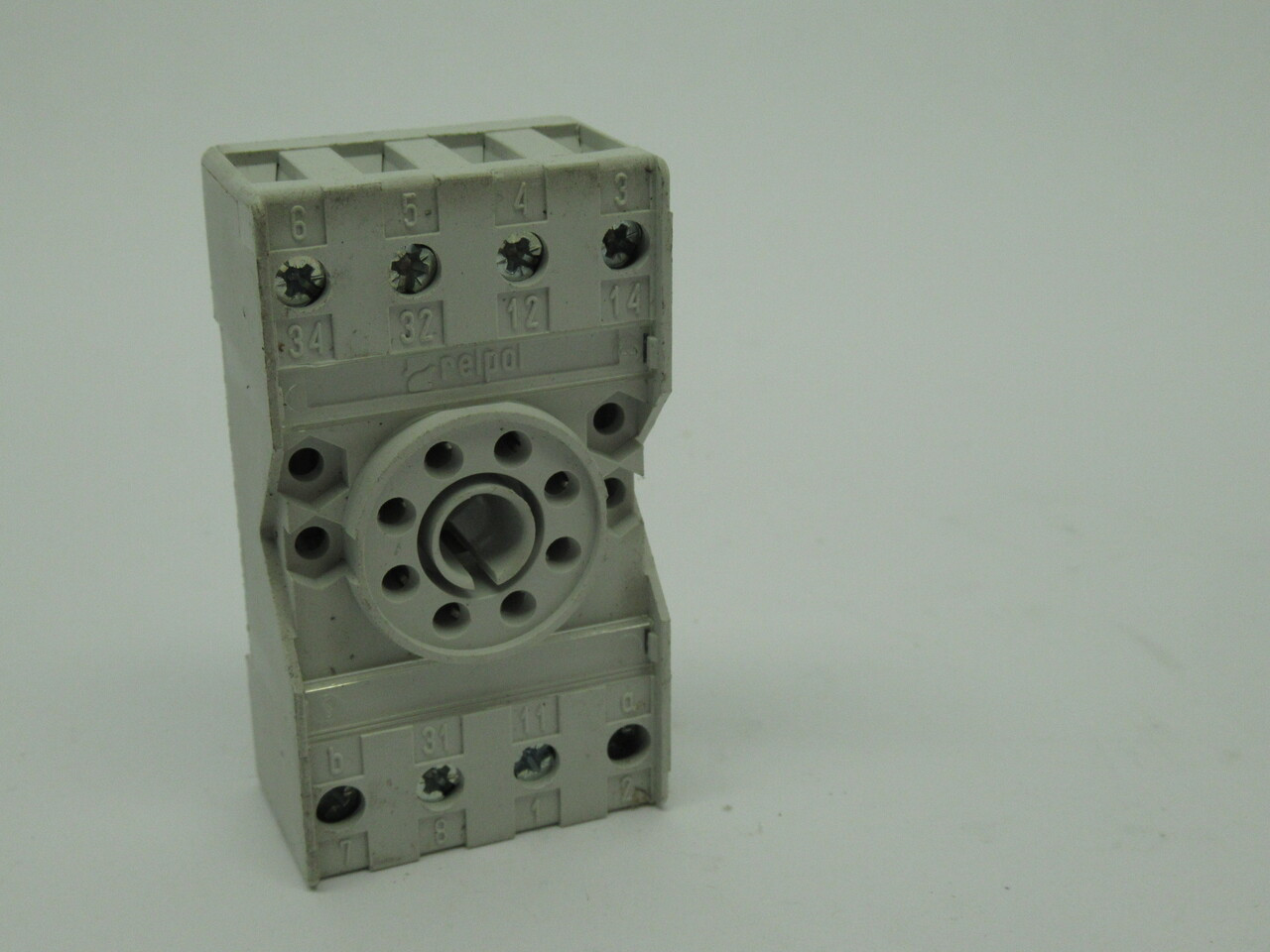 Relpol PZ-8 Relay Socket 10A 250VAC 8 Pin USED
