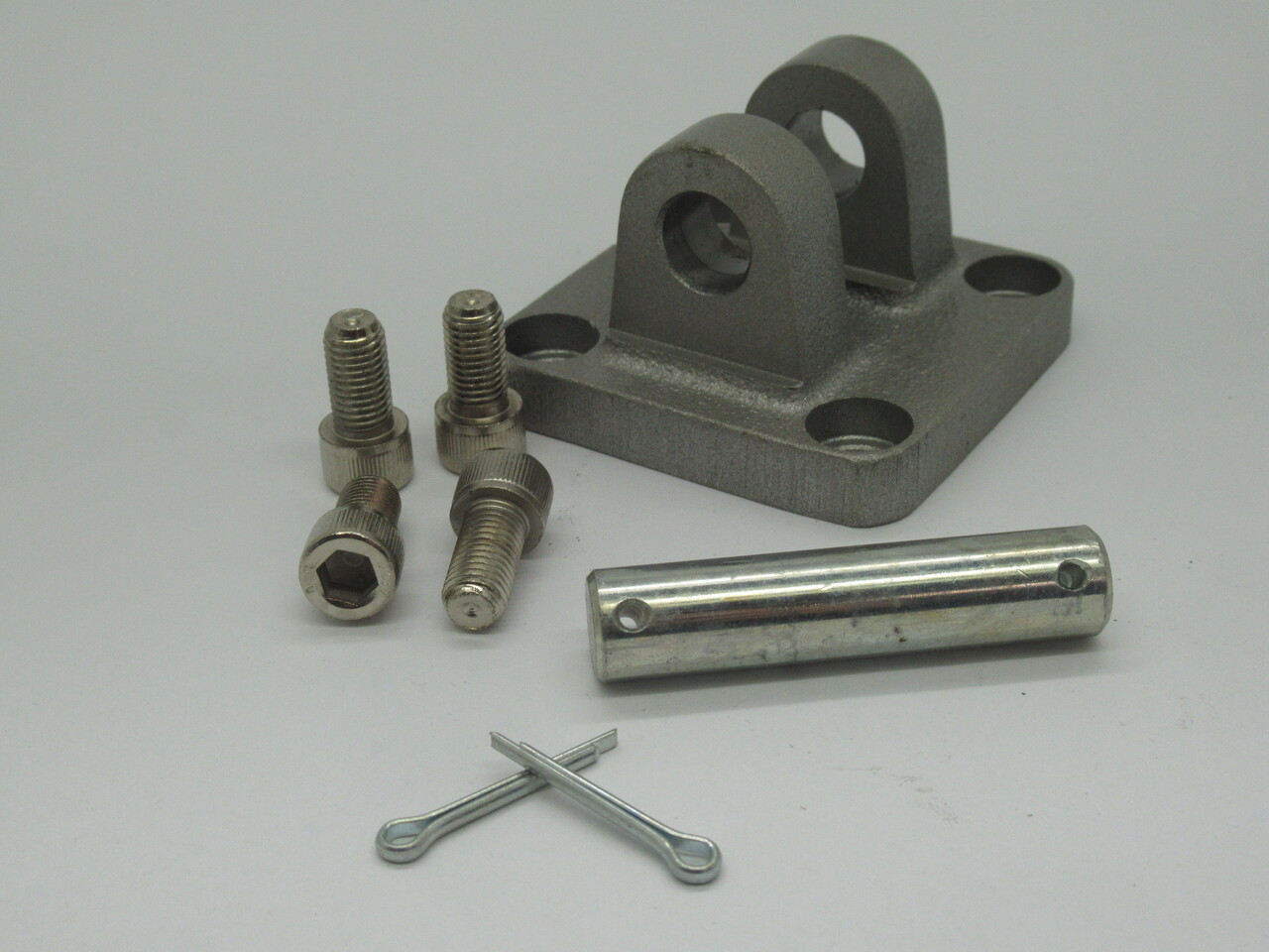 AirMax 83.7172 Double Rear Clevis 2" NWB