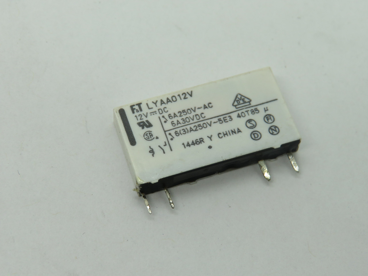 F&T LYAA012V Relay 12VDC 6A 250VAC 30VDC 4-Pin USED