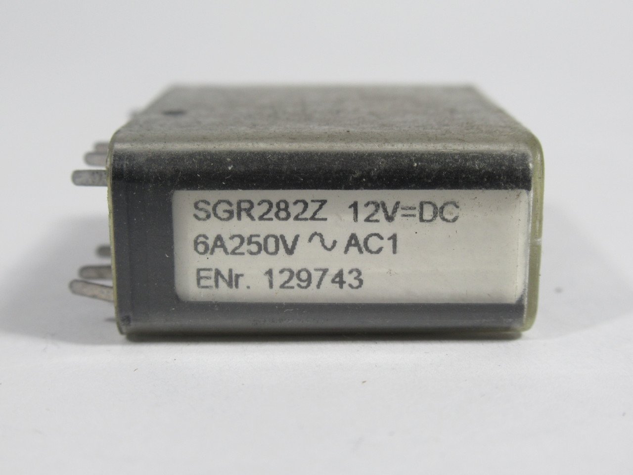 Elesta SGR282Z Plug-In Relay 12VDC 6A 250V 8-Pin USED