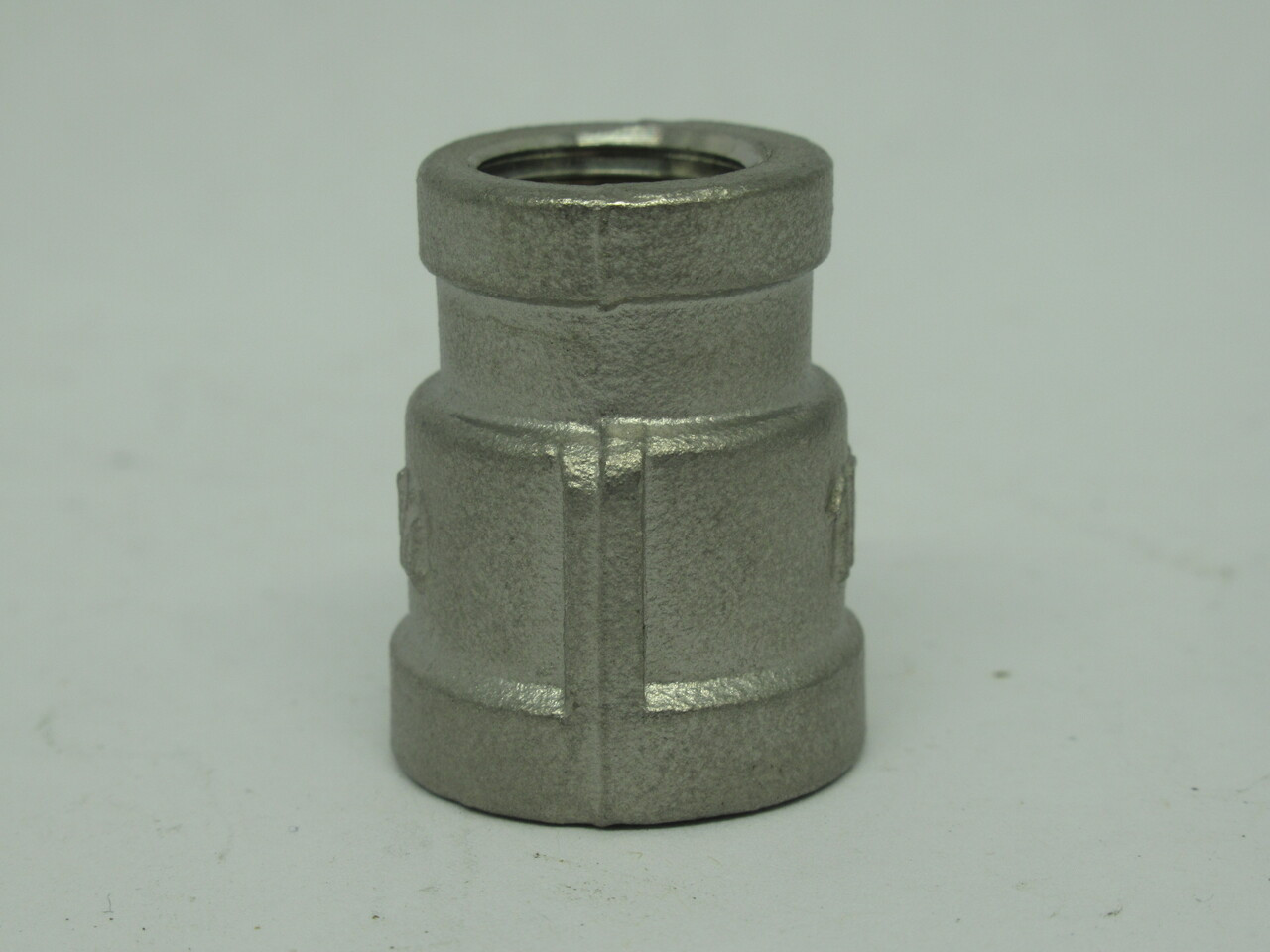 Generic 3/8X1/4 Threaded Pipe Reducer Fitting 3/8 x 1/4" NPT NOP