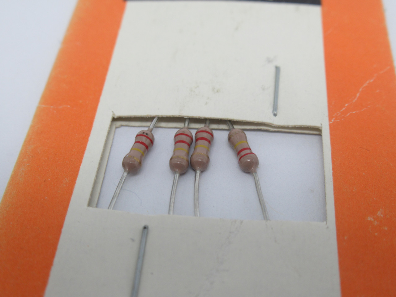 Archer 271-1350 Resistor 220k Ohms 1/4 W *LOT OF 4* NEW