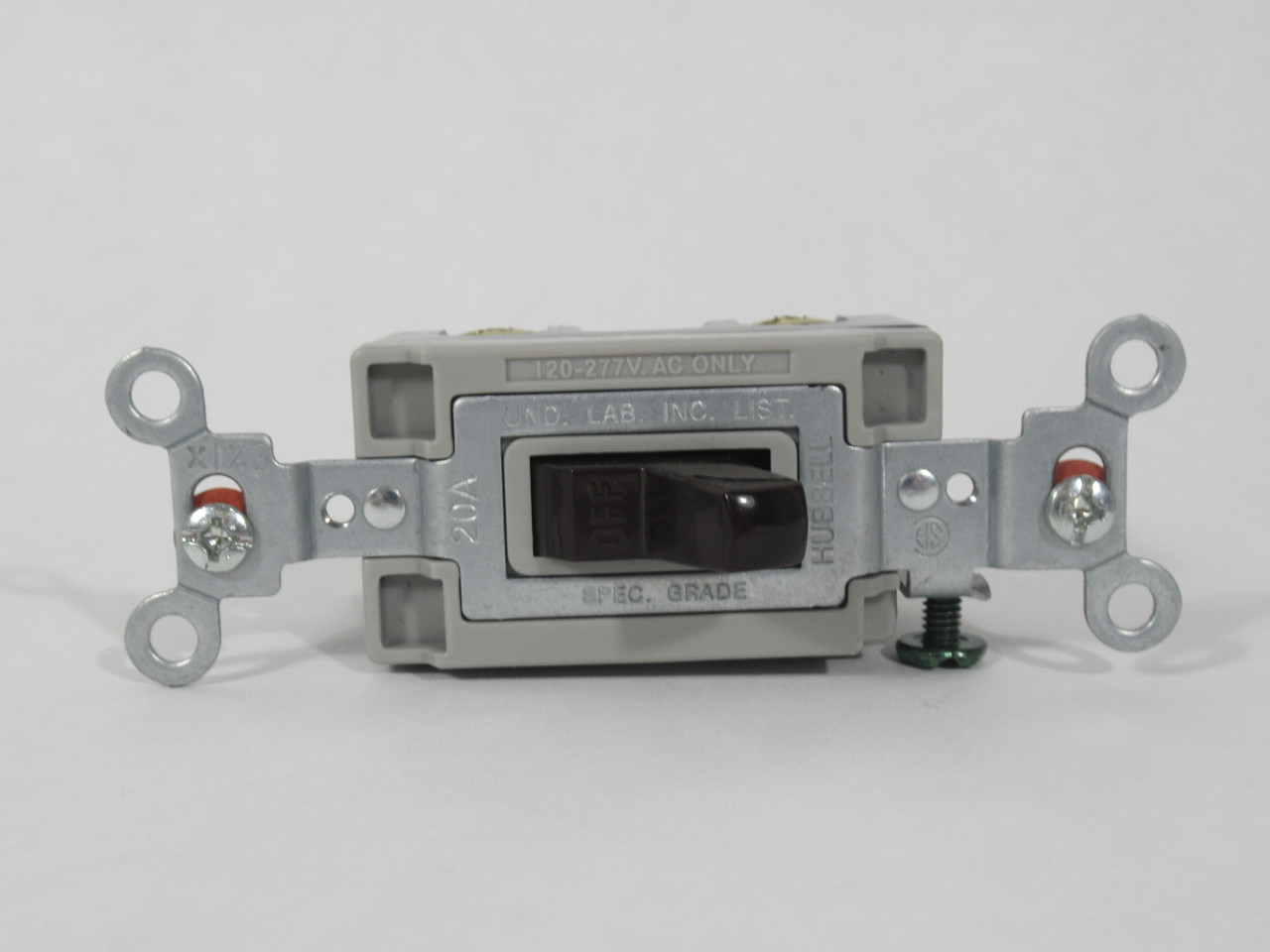 Hubbell CSB120BK Heavy Duty Toggle Switch 20A 120-277VAC 2-Position USED