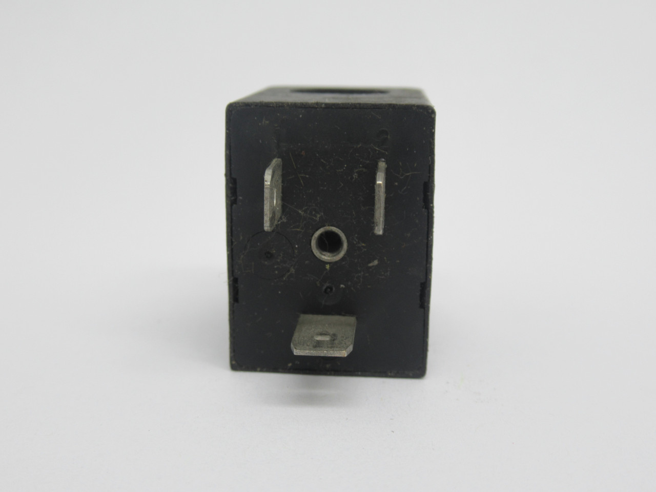 Airtac CDA080C Solenoid Valve Coil 8mm Bore 110VAC 23mA 93.5-121VAC USED