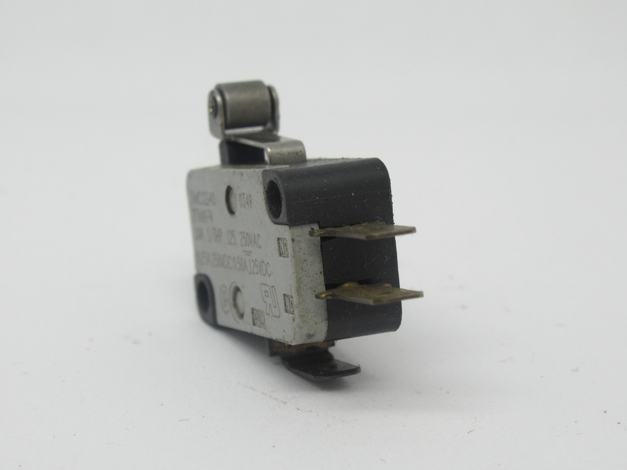C & K TMCGD6SA1040C Snap Action Switch SPDT 10A 1/3HP 125V USED