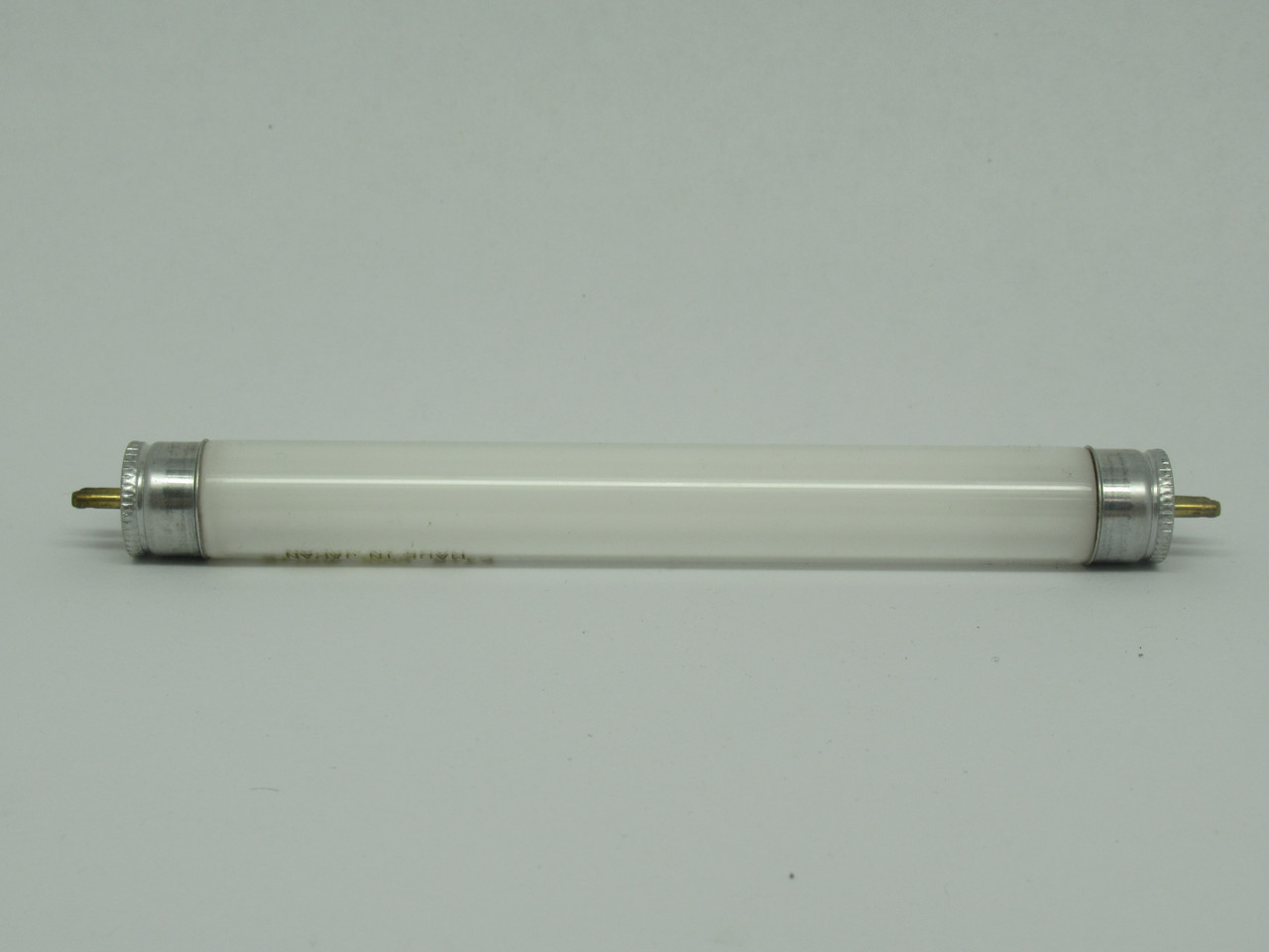 Eiko F4T5/CW Fluorescent Bulb Cool White 4W G5 NOP