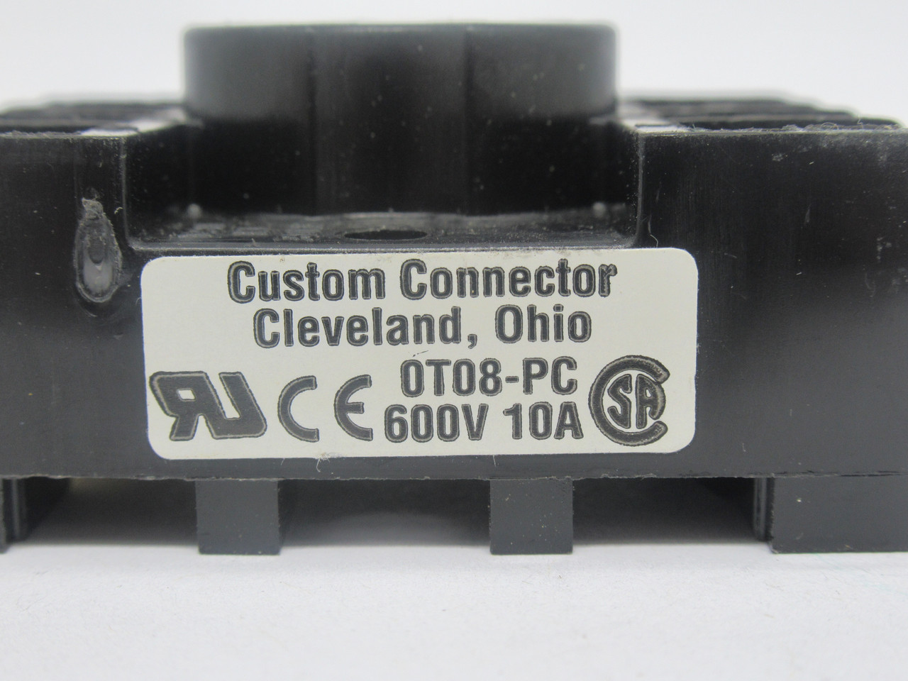 Custom Connector OT08-PC Relay Socket 600V 10A 8-Pin USED