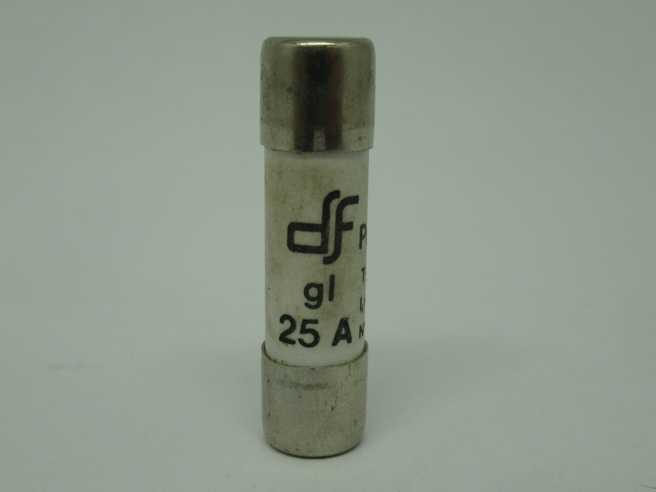 DF Electric 420025 Ceramic GI Fuse 25A 500VAC USED
