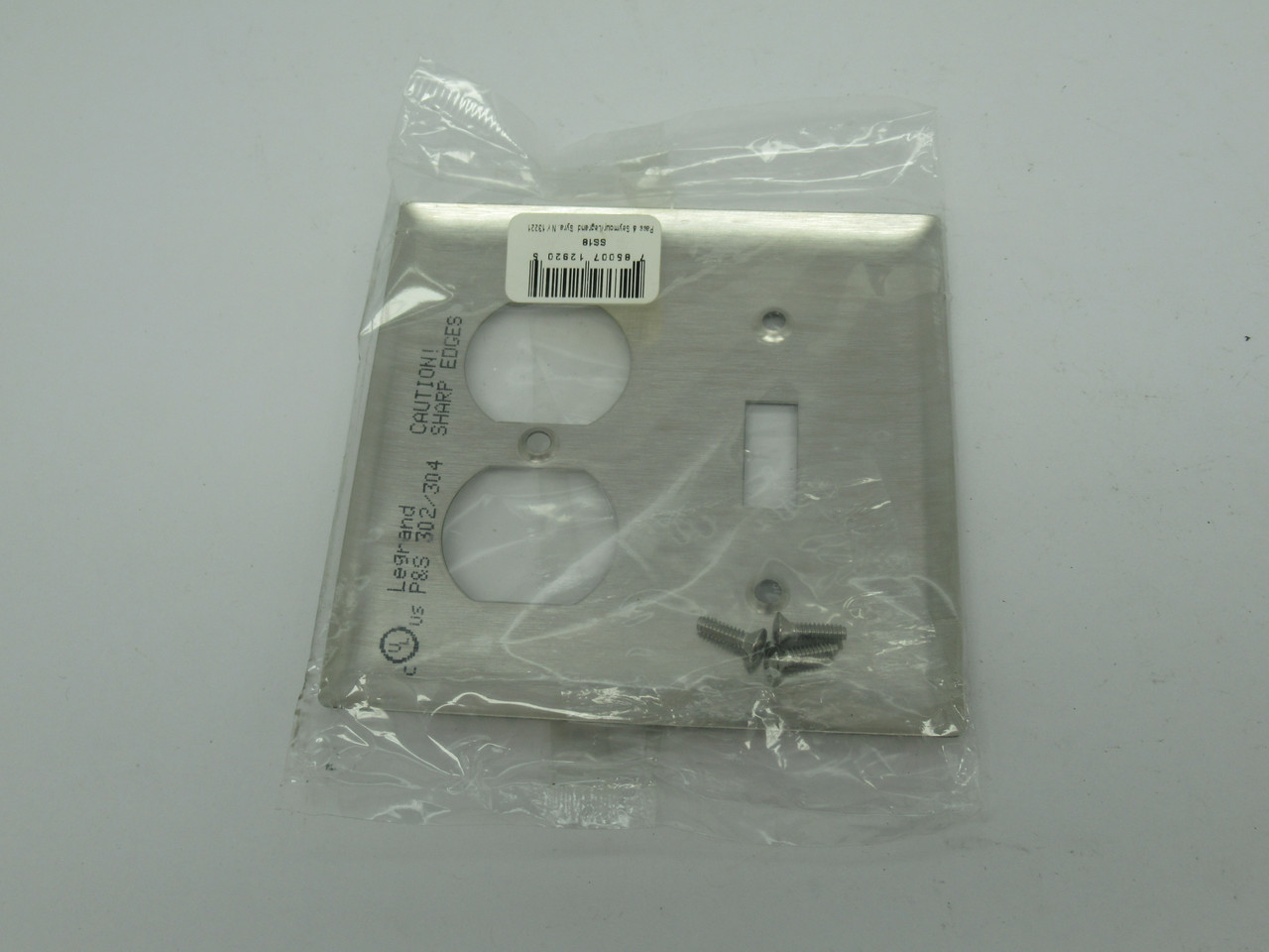 Pass & Seymour/Legrand SS18 Wall Plate 1Toggle Switch/1 Duplex Receptacle NWB