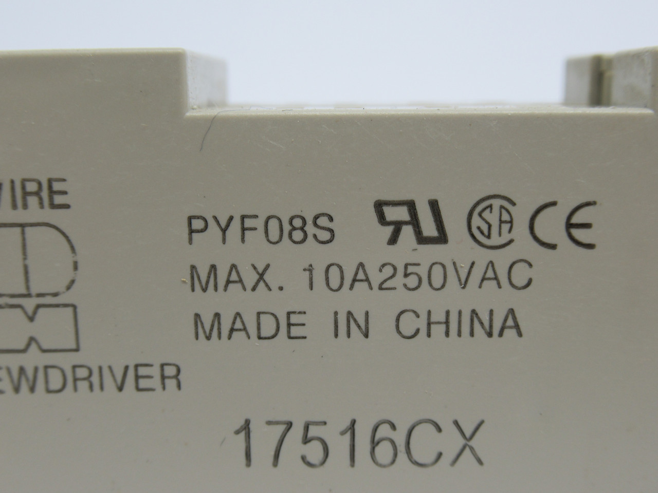 Omron PYF08S Screwless Clamp Relay Socket 2-Pole 10A 250VAC USED