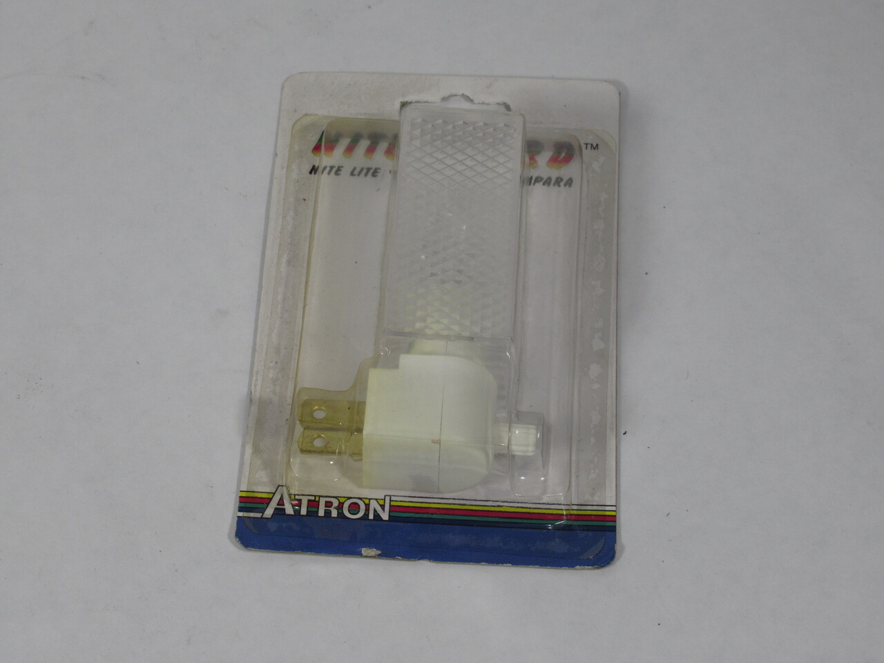 Atron S700F Niteguard Night Light 120V 4W NEW