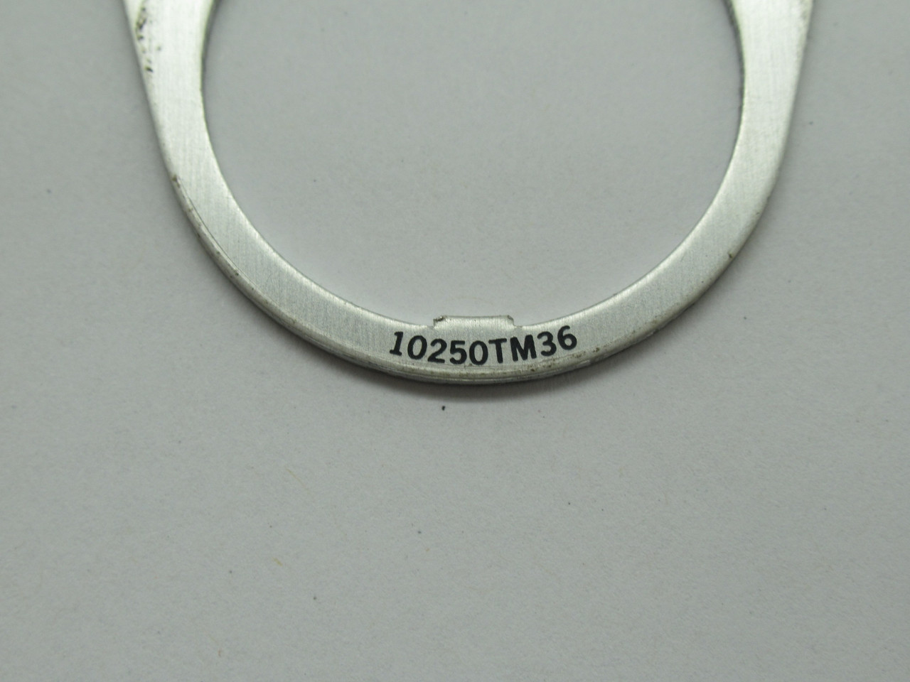 Eaton 10250TM36 Round Push Button Legend Plate OFF/ON USED