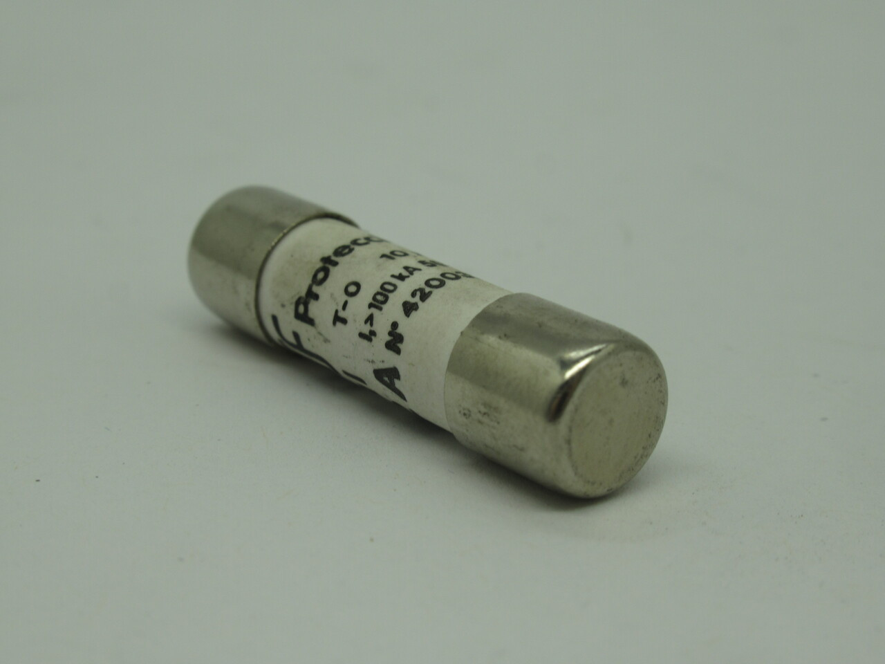 DF Electric 420032 Ceramic GI Fuse 32A 500VAC USED