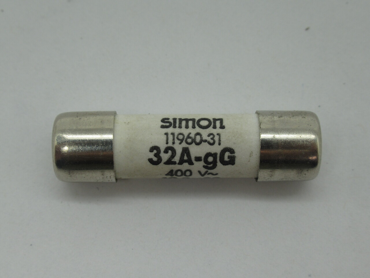Simon 11960-31 Ceramic GG Fuse 32A 400VAC USED