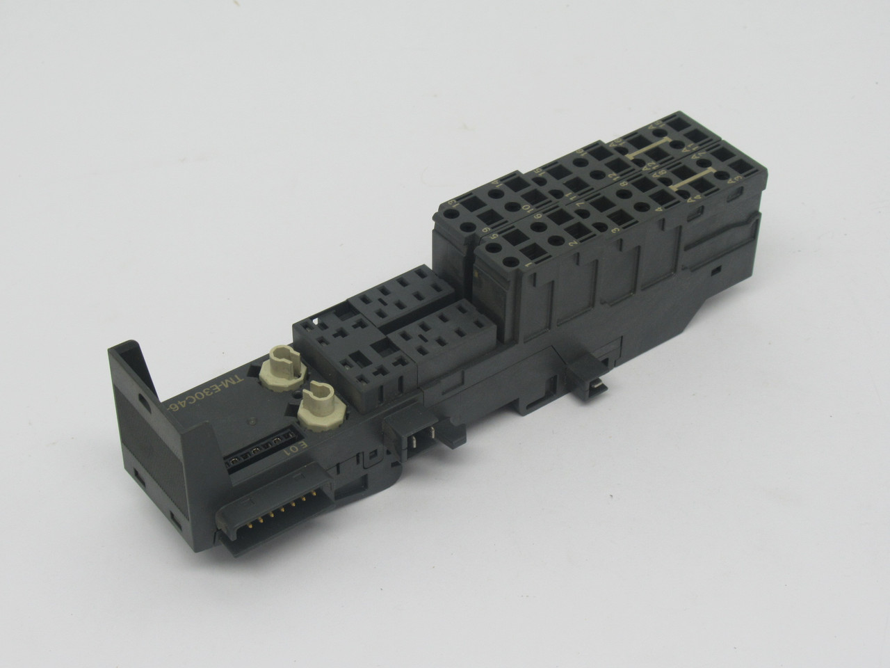 Siemens 6ES7-193-4CF50-0AA0 Terminal Module 24 Terminals USED