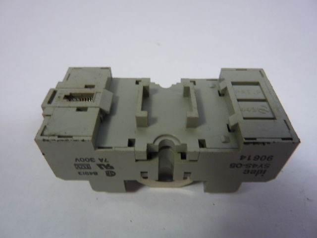 IDEC SY4S-05 Relay Socket Mini 7A 300V USED