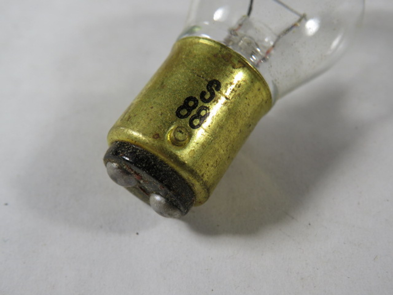 Sylvania 88 Miniature Incandescent Bulb 6V Lot of 3 (Code: 342190) NEW
