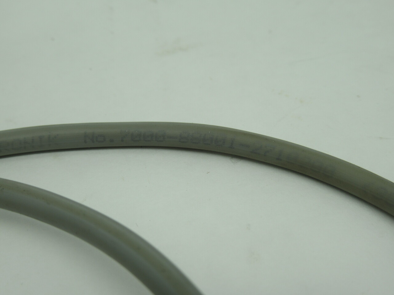 Murrelektronik 7000-88001-2710200 Male/Female Cable 3-Pin 2m L USED