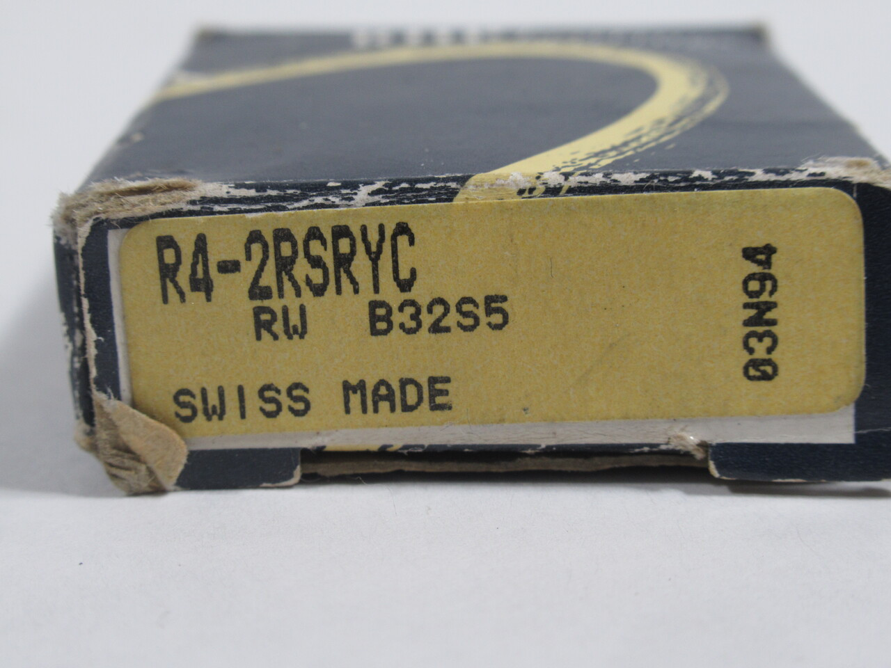RHP R4-2RSRYC Deep Groove Ball Bearing 1/4" B x 5/8" OD x 0.196" W NEW