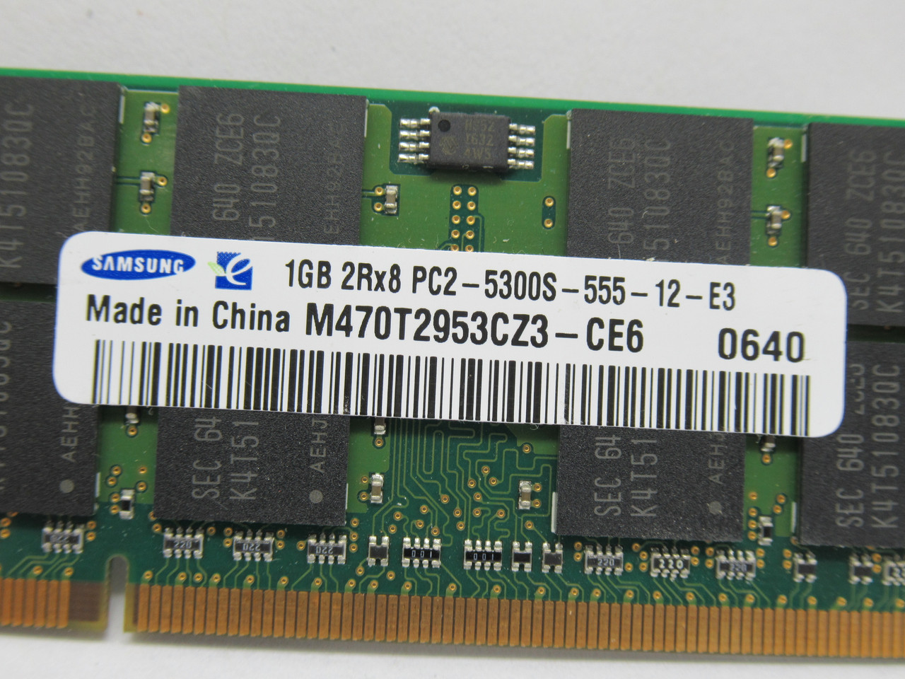 Samsung M470T2953CZ3-CE6 SDRam Memory Module 1GB USED