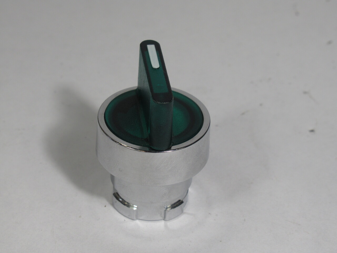 Schneider Electric ZB4BK1533 Harmony XB4 Illuminated Selector Switch USED