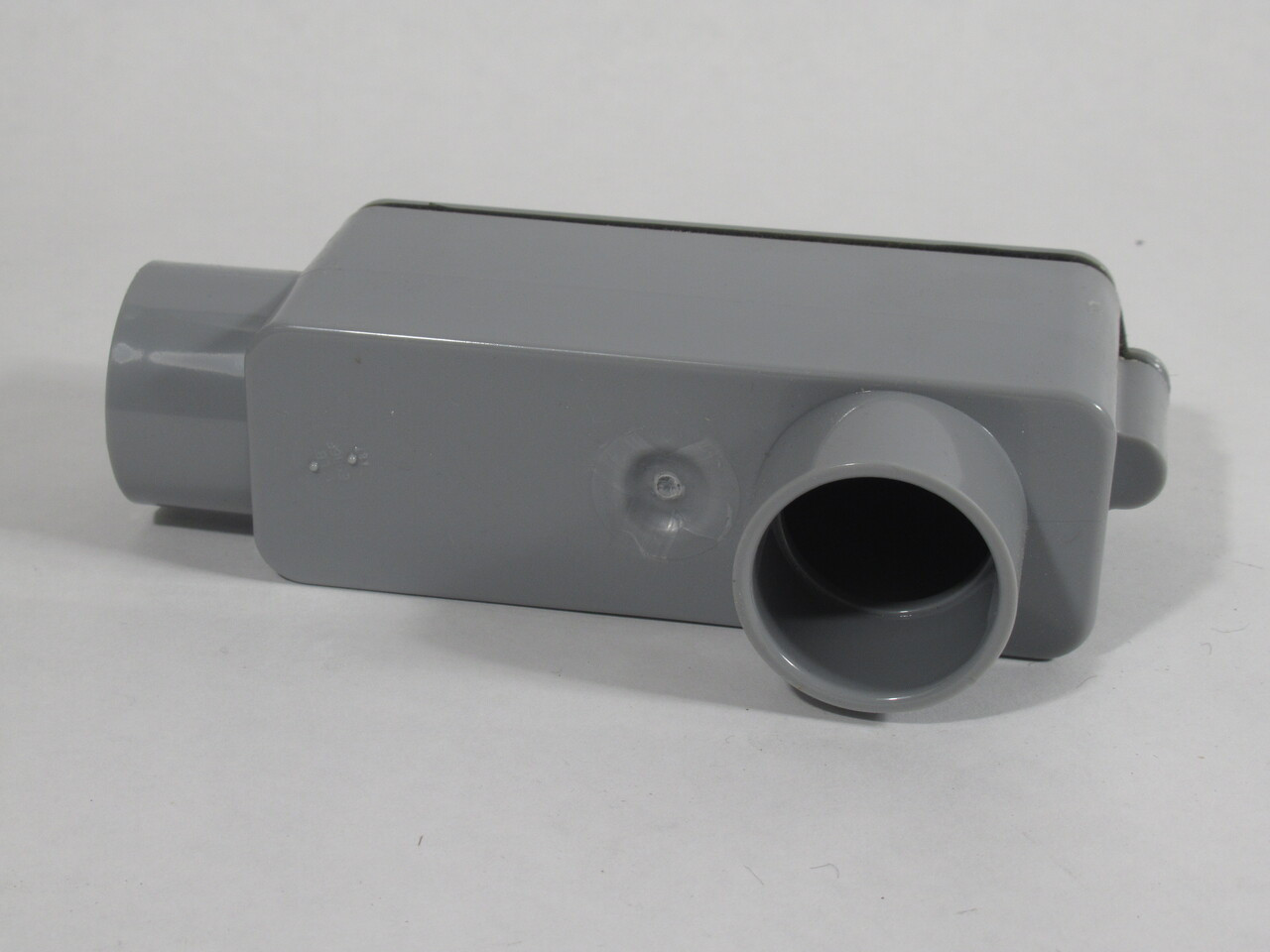 Carlon E986F 1" LB PVC Conduit Body USED