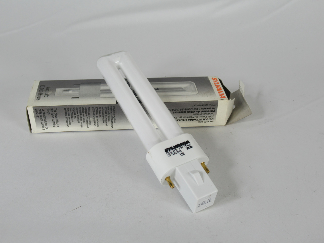 Sylvania 20304 Compact Fluorescent Lamp Duplex S 7Watt G-23 2Pin 82CRI NEW