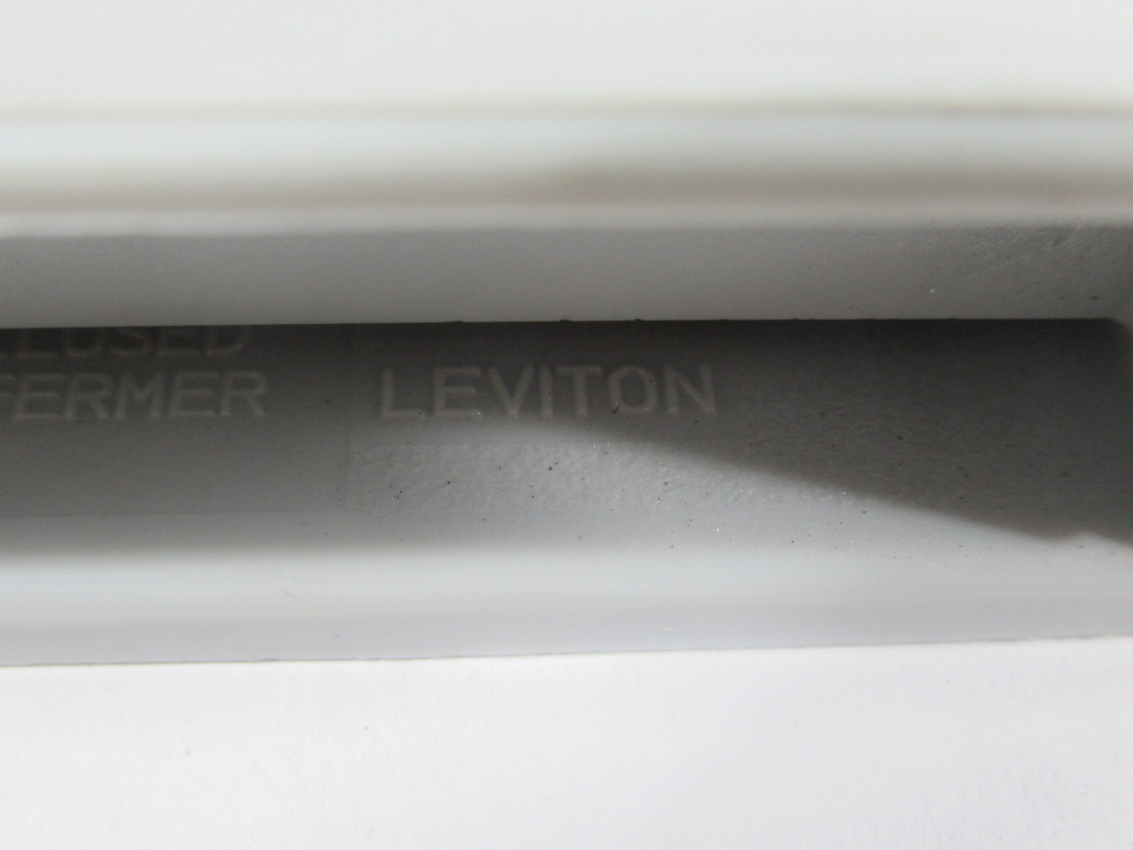 Leviton 4996-GY Weatherproof Receptacle Wall Plate USED