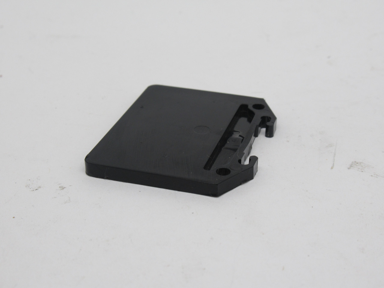 Mibu Denki F-60E Terminal Block End Plate 60A 600V USED