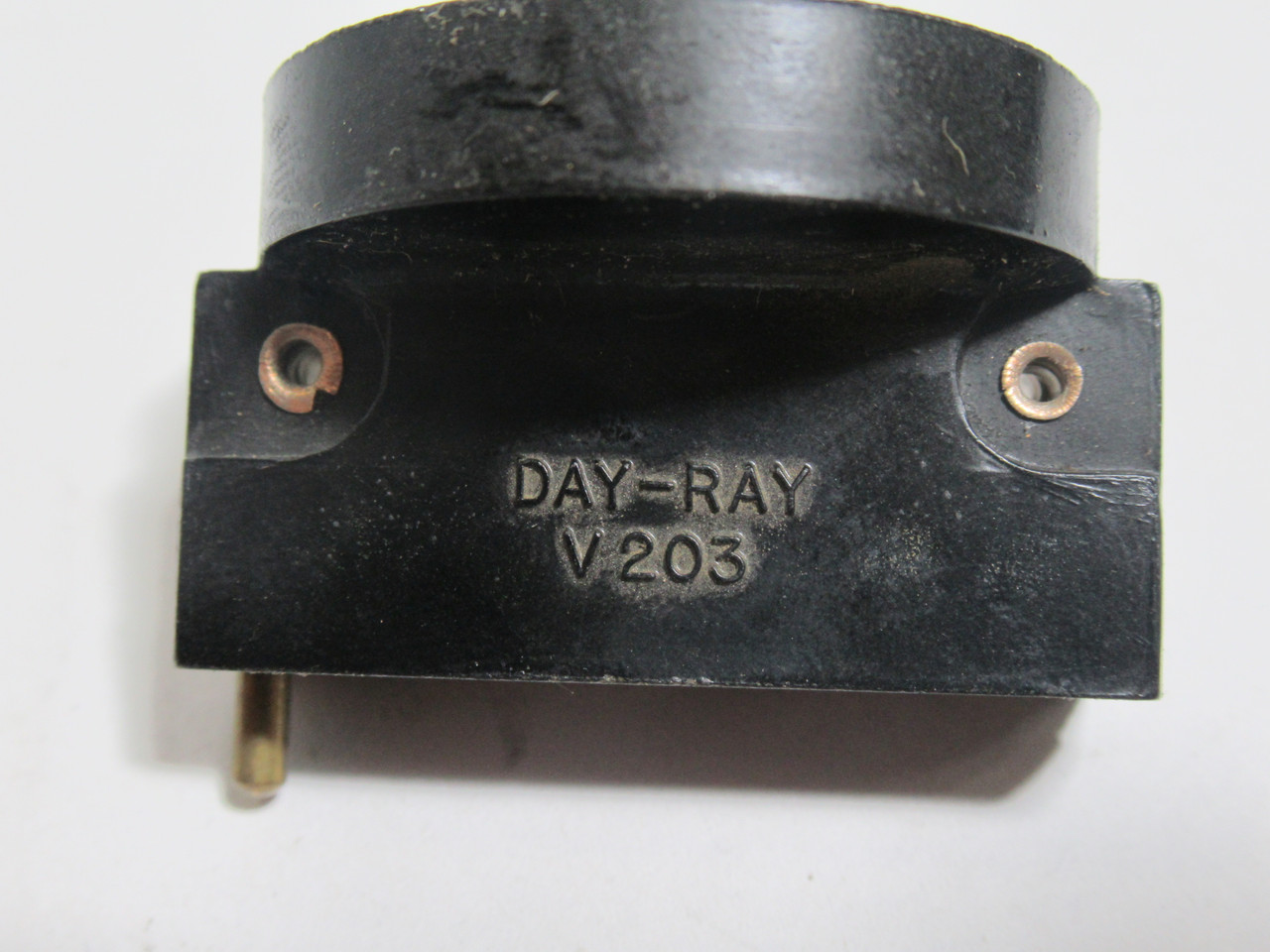 Day-Ray V203 Fluorescent Tube Light Top Socket USED