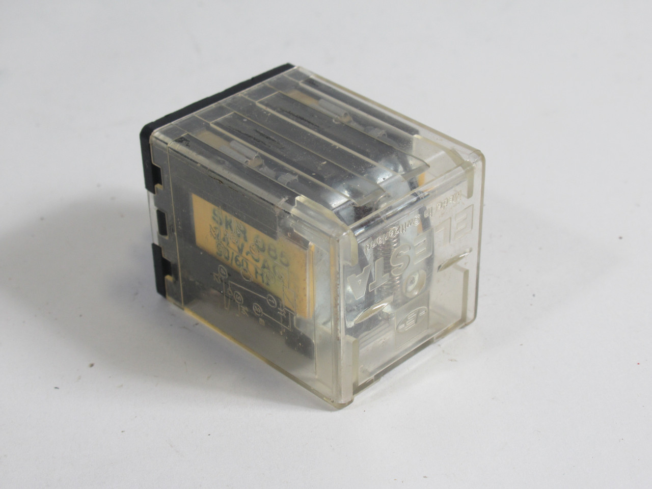 Elesta SKR085 Industrial Relay 24VAC 50/60Hz 10A 8-Pin USED