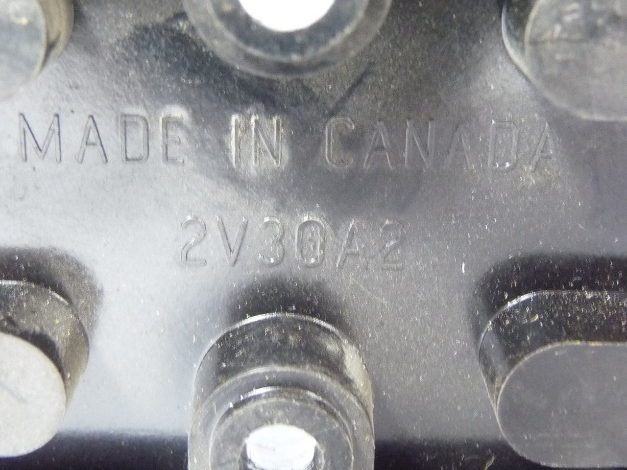 Etlin 2V30A2 Fuse Holder 30A 250V 2P USED